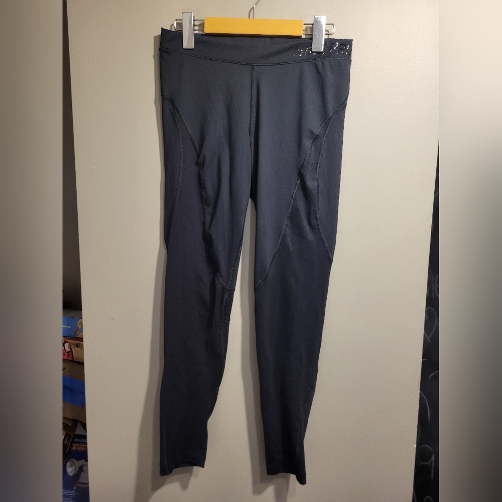 Nike Pro Hypercool Black Leggings, Size Large (26)
